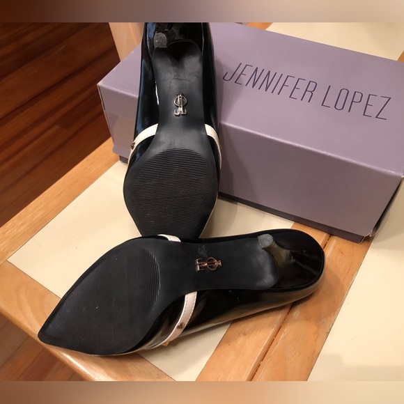 Jennifer Lopez Black Heels - Picture 3 of 3